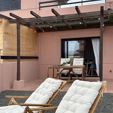 Holiday home La Caleta Con Piscina Terraza Jardines Privados Terraza Y Wifi Corralejo