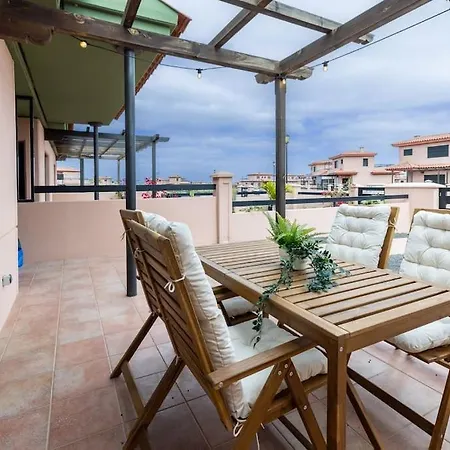 La Caleta Con Piscina Terraza Jardines Privados Terraza Y Wifi