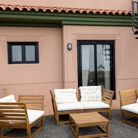 La Caleta Con Piscina Terraza Jardines Privados Terraza Y Wifi