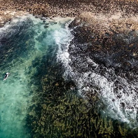 La Caleta Con Piscina Terraza Jardines Privados Terraza Y Wifi Holiday home Corralejo