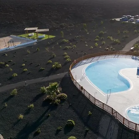 La Caleta Con Piscina Terraza Jardines Privados Terraza Y Wifi Vakantiehuis