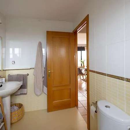 La Caleta Con Piscina Terraza Jardines Privados Terraza Y Wifi * Corralejo