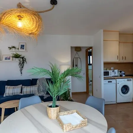 La Caleta Con Piscina Terraza Jardines Privados Terraza Y Wifi Κοραλέχο