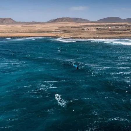 La Caleta Con Piscina Terraza Jardines Privados Terraza Y Wifi *