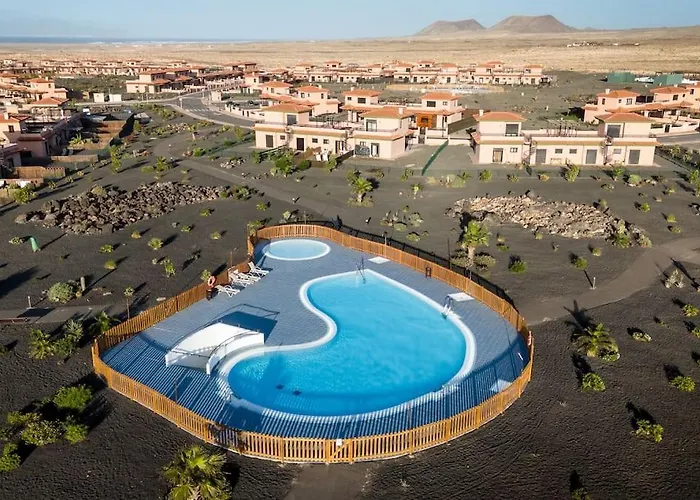 La Caleta Con Piscina Terraza Jardines Privados Terraza Y Wifi * Corralejo