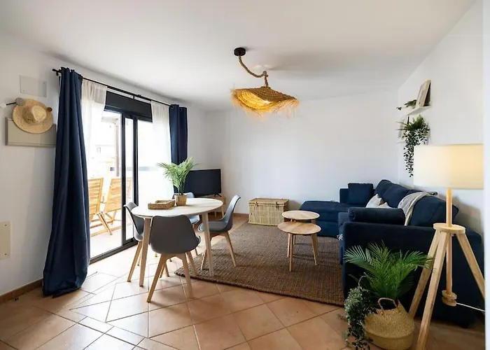 La Caleta Con Piscina Terraza Jardines Privados Terraza Y Wifi