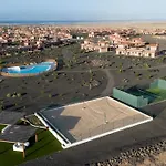 La Caleta Con Piscina Terraza Jardines Privados Terraza Y Wifi Hébergement de vacances Corralejo