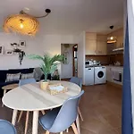 La Caleta Con Piscina Terraza Jardines Privados Terraza Y Wifi Hébergement de vacances