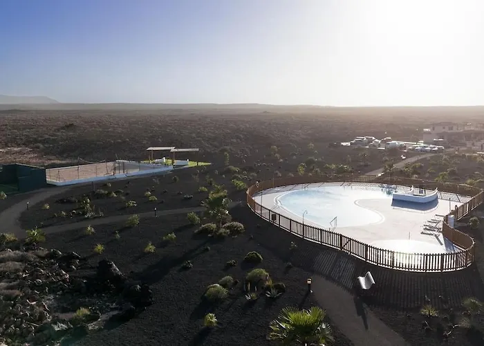 別荘 La Caleta Con Piscina Terraza Jardines Privados Terraza Y Wifi *