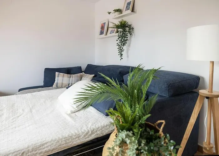 La Caleta Con Piscina Terraza Jardines Privados Terraza Y Wifi 別荘 *