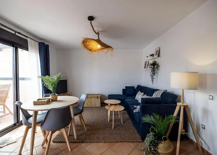 別荘 La Caleta Con Piscina Terraza Jardines Privados Terraza Y Wifi *