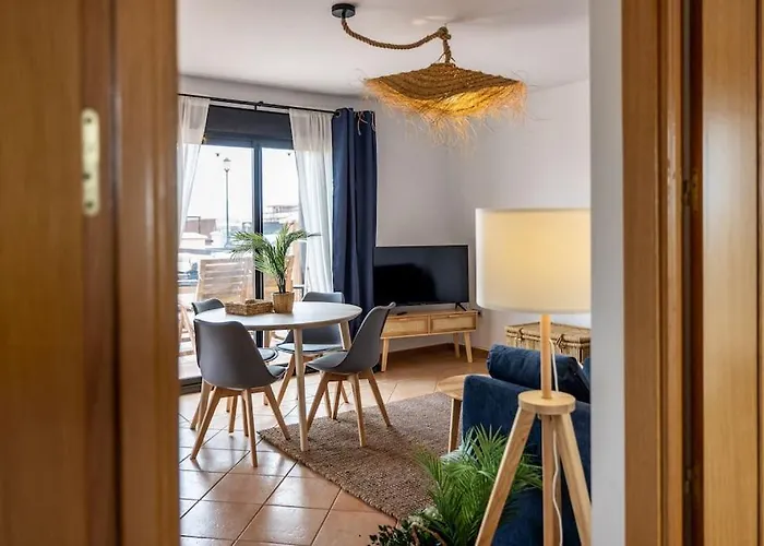 La Caleta Con Piscina Terraza Jardines Privados Terraza Y Wifi *