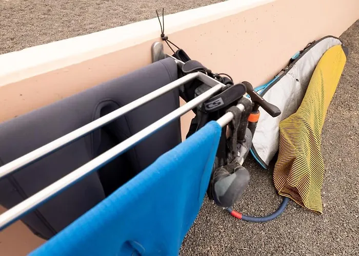 別荘 La Caleta Con Piscina Terraza Jardines Privados Terraza Y Wifi *